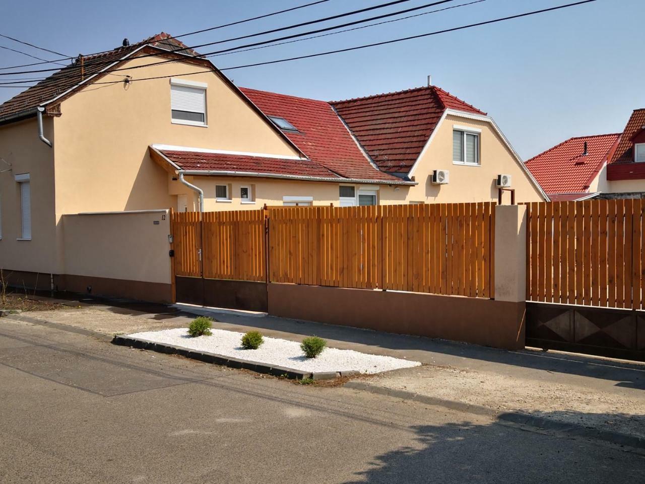 Green Garden Plus Apartman Βουδαπέστη Εξωτερικό φωτογραφία